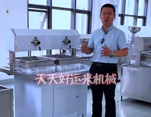新手如何選用豆腐機(jī)相關(guān)設(shè)備，細(xì)切決定成敗!